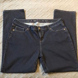 Jennifer Lopez Straight Cut Jeans Size 16